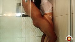 Intense anal sex in the shower – TRAILER: Full on PREMIUM