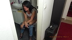 Horny 3-hole bitch completely fucked