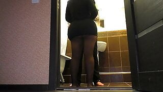 Mom with a big ass gave sex to her stepson and gave blowjob