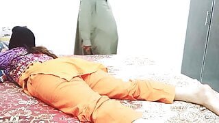 Pakistani Wife Fucked By Cuckold Husband With Hot Audio