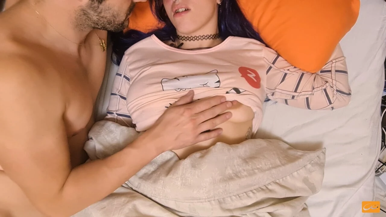 I say good morning to my girlfriend with a strong nipple orgasm – Unlimited Orgasm